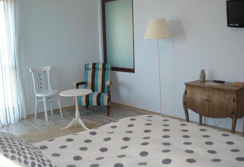 اتاق سوپریور, Posada La Desmera