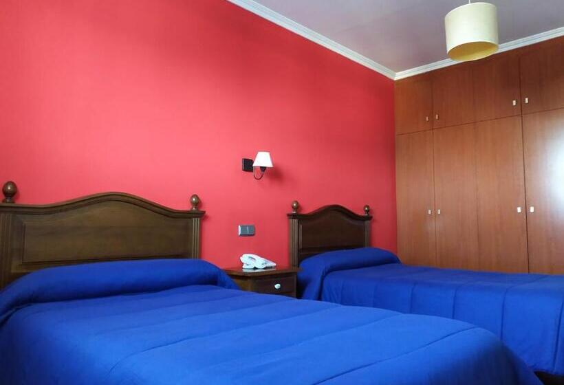 Номер Стандарт, Restaurante Dama De Baza