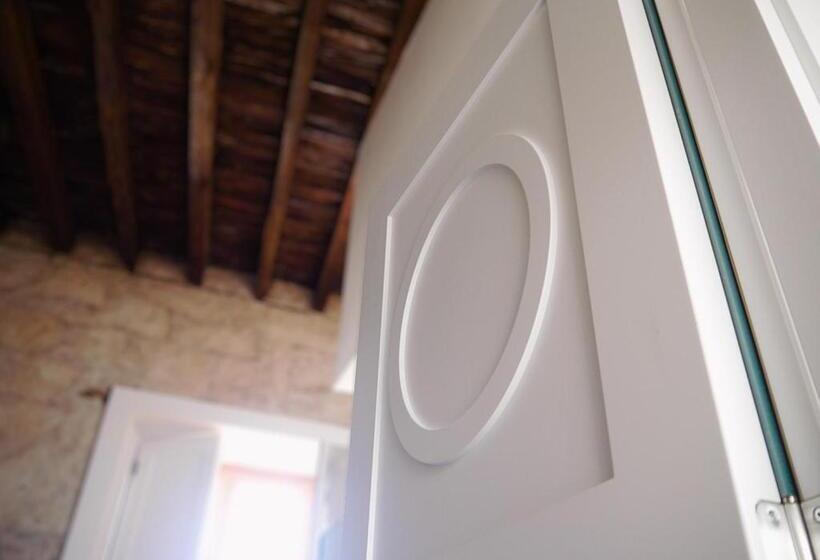 Quarto Deluxe, Old Town Sxvi   Adults Only