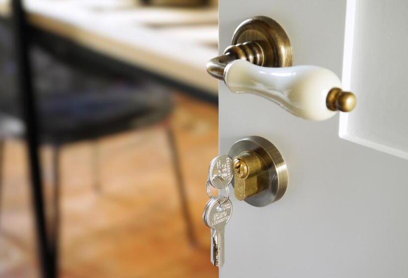 Номер Deluxe, Old Town Sxvi   Adults Only