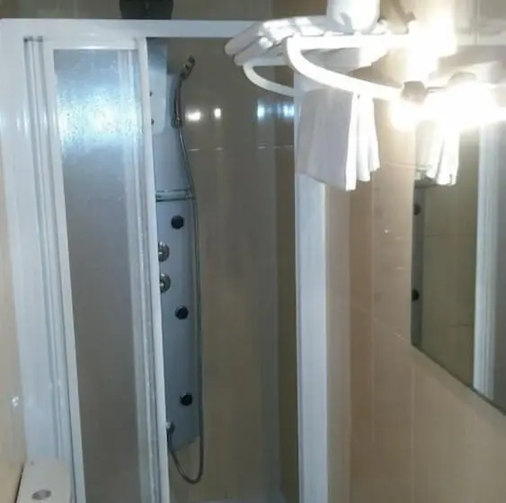 スタンダードルーム, Hostal Can Jaume