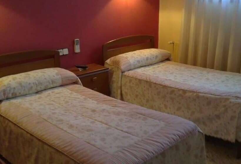 Номер Стандарт, Hostal Can Jaume