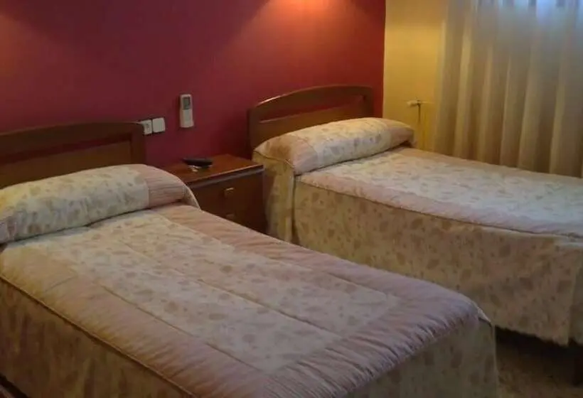 スタンダードルーム, Hostal Can Jaume