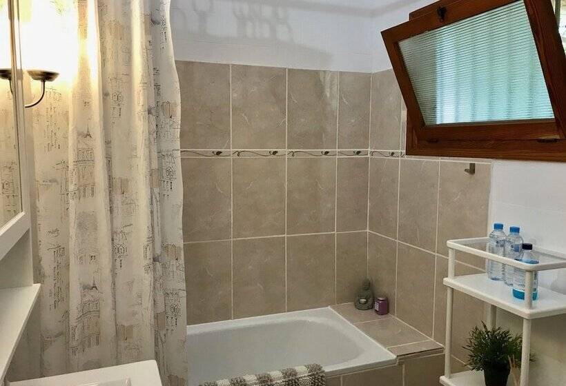 סוויטה, Villa Fenavista