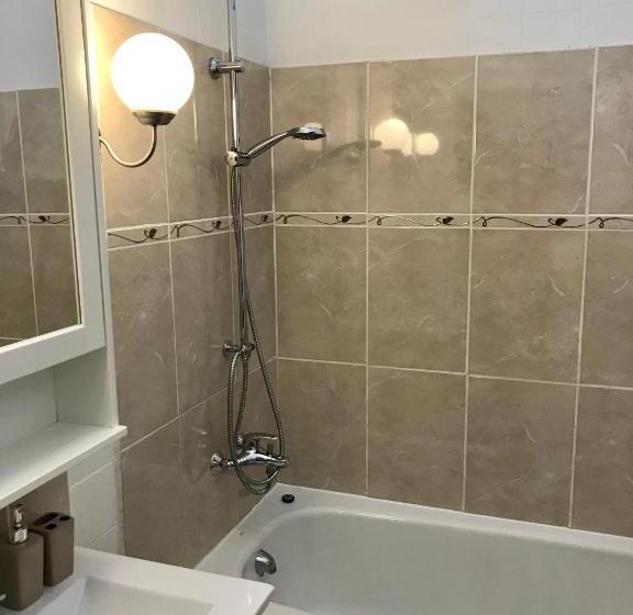 סוויטה, Villa Fenavista