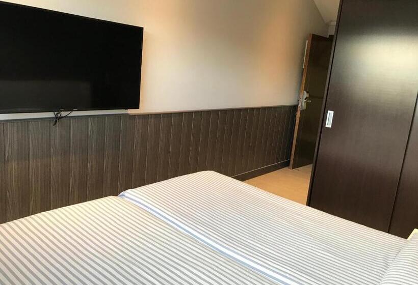 اتاق استاندارد, Pension Astigarraga