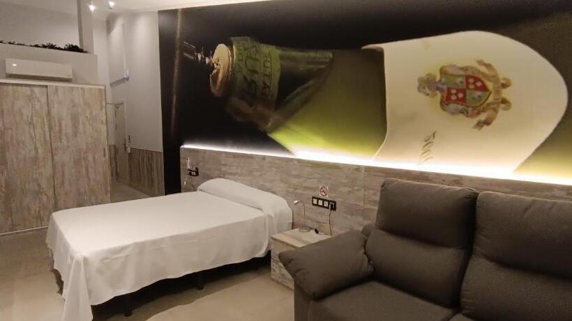 اتاق سوپریور سه تخته, Pension Astigarraga