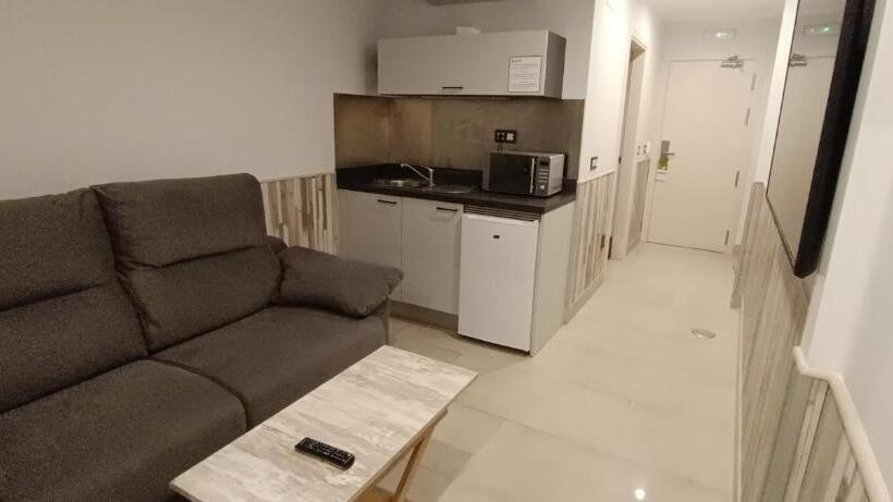 آپارتمان لوکس 1 خوابه, Pension Astigarraga