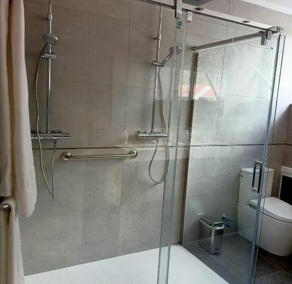 سوئیت با تخت بزرگ, Pension Astigarraga