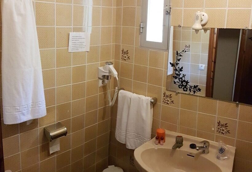 Номер Стандарт, Hostal Los Arcos