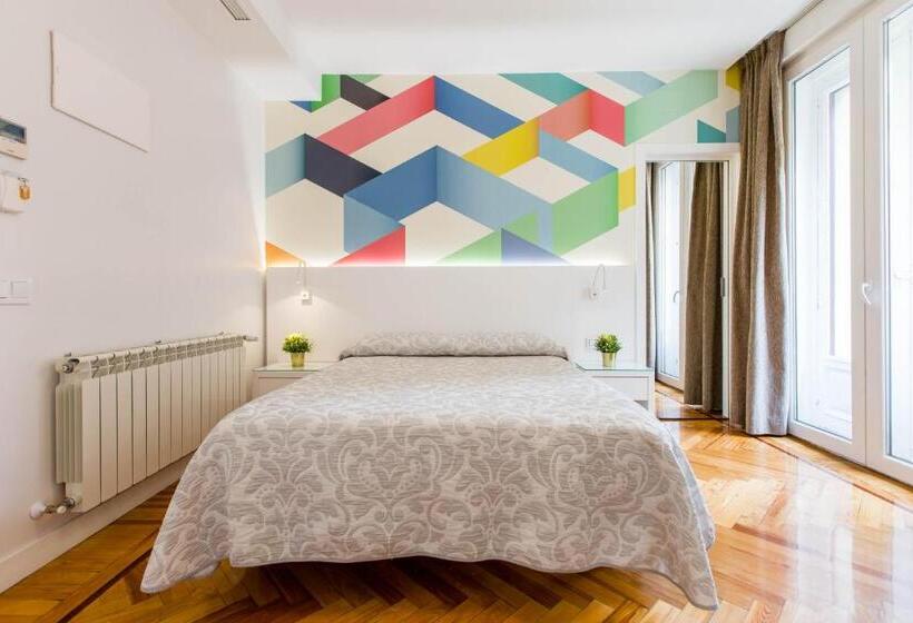 غرفة قياسية ثلاثية, Hostal Sol Square Madrid