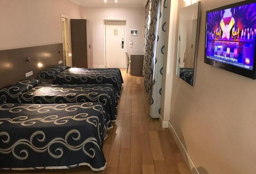 غرفة قياسية رباعية, Hostal Sol Square Madrid