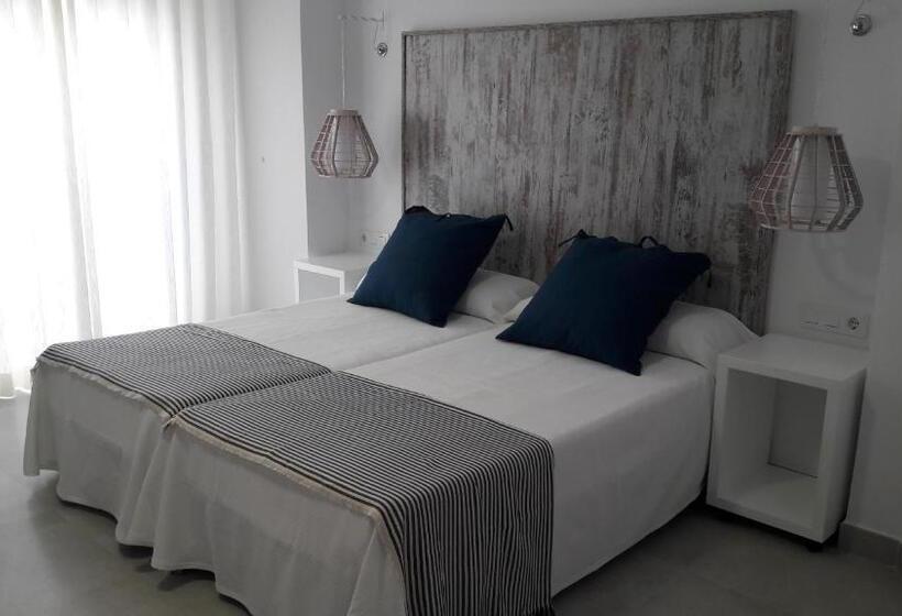 スーペリアールーム, Hostal Cervantes Playa