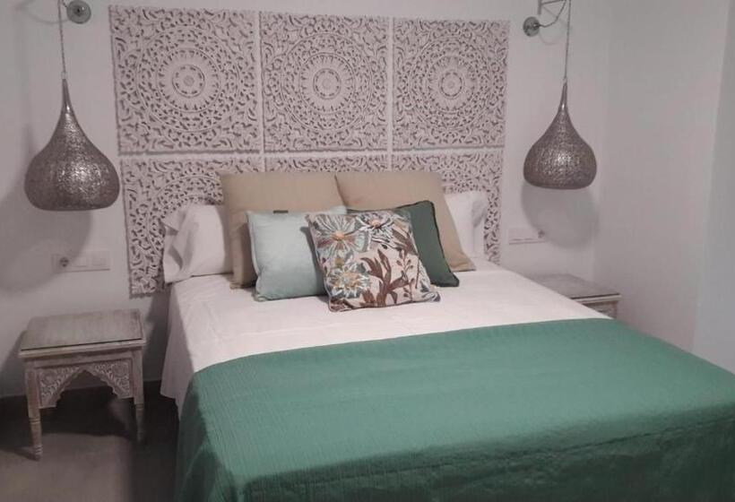 スーペリアールーム, Hostal Cervantes Playa