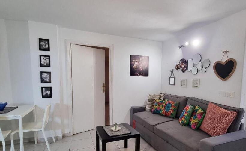 شقة غرفة واحدة, Casa Kilig