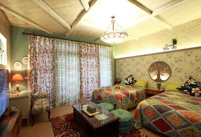 اتاق لوکس چهار تخته, Bear Forest Retro B&b