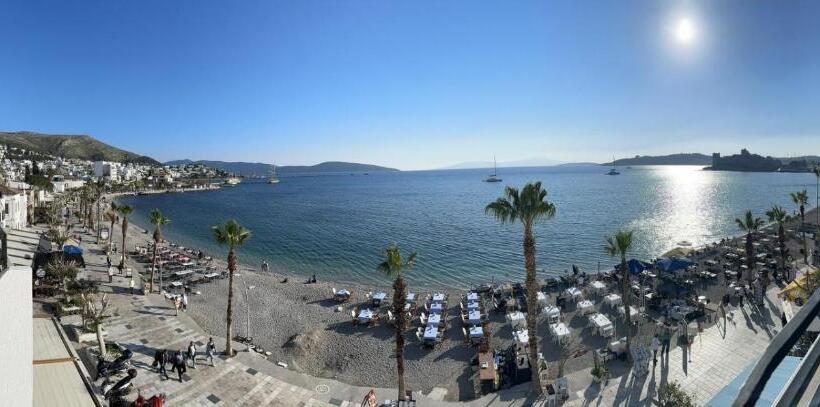 Camera Standard Vista Mare con Balcone, Dinc Pension