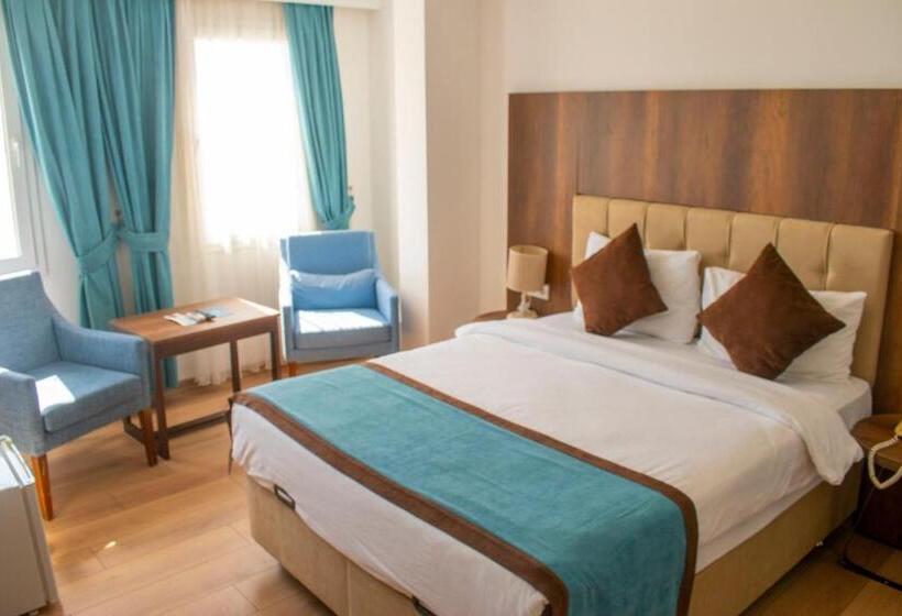 Camera Standard Vista Mare, Dinc Pension