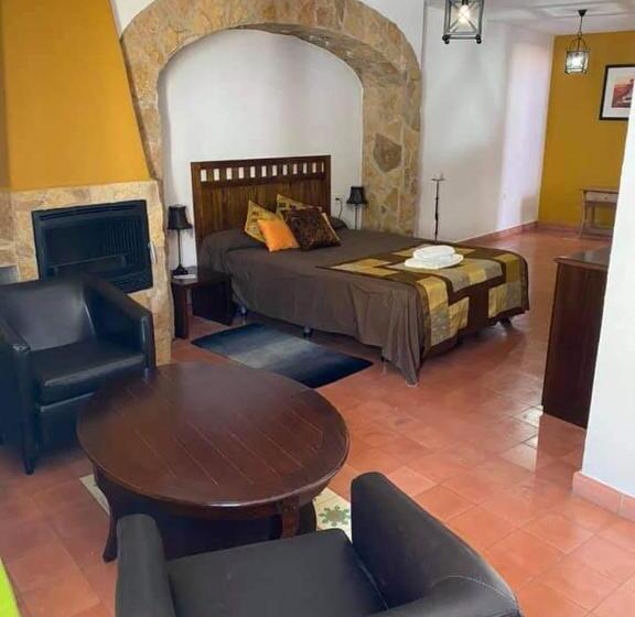 اتاق خانوادگی, Rural La Posada De Las Cigüeñas