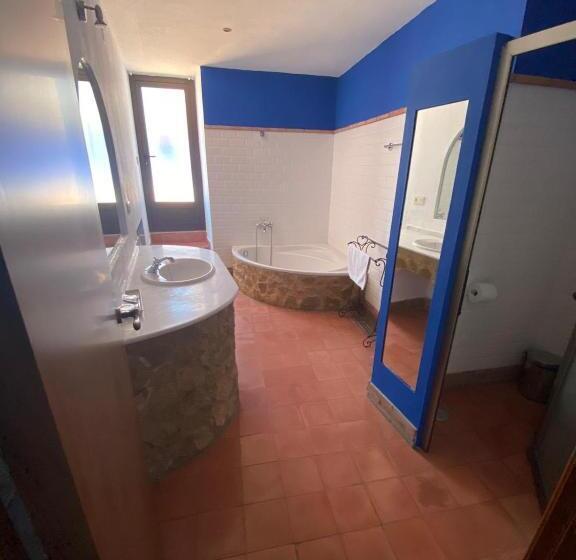 اتاق خانوادگی, Rural La Posada De Las Cigüeñas