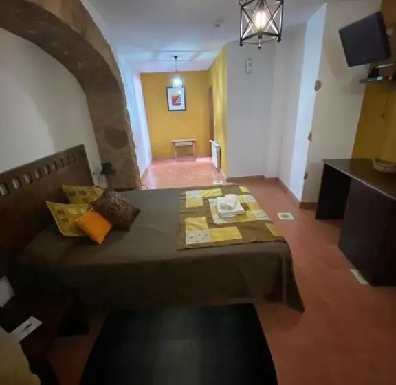 اتاق خانوادگی, Rural La Posada De Las Cigüeñas