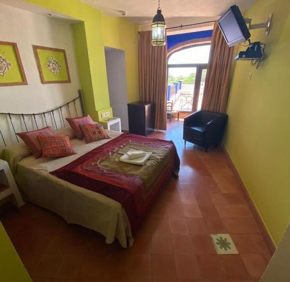 اتاق راحتی سه تخته, Rural La Posada De Las Cigüeñas