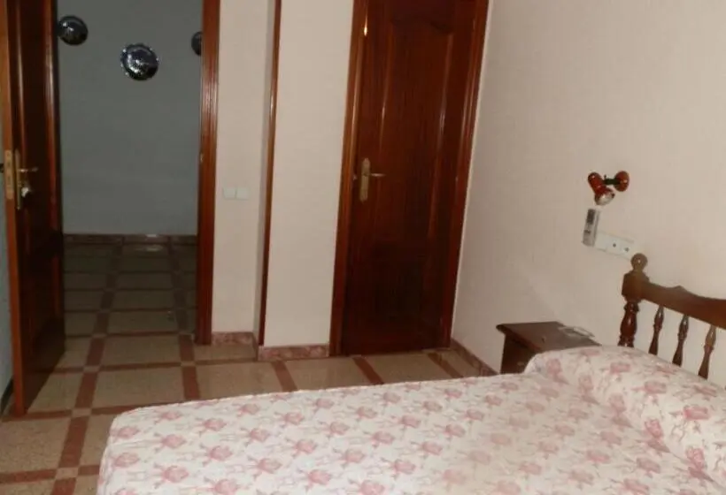 スタンダードシングルルーム, Hostal San Poul