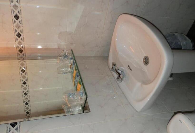 اتاق استاندارد, Hostal San Poul