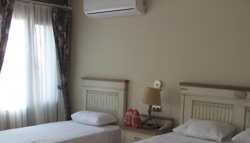 غرفة ديلوكس ثلاثية مطلة على البحر, Assos Sunaba Kasri