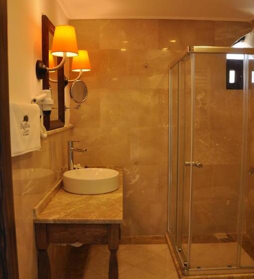 غرفة قياسية مطلّة علي الحديقة, Assos Sunaba Kasri