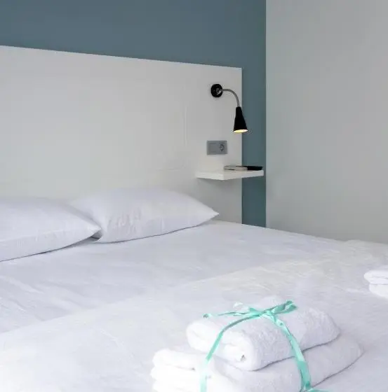 اتاق اکونومی, Alicante Hotel Adults Only