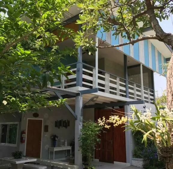 Familienzimmer, Bann Vimansamutr