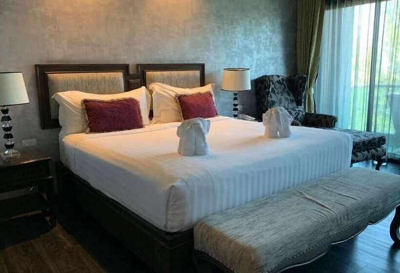 اتاق لوکس, I Calm Resort Cha Am