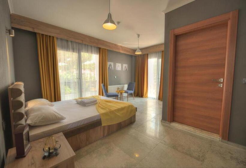 デラックストリプルルーム, Kulup Laka 1969