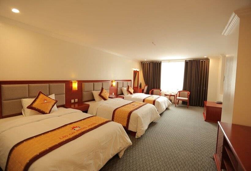 اتاق استاندارد سه نفره, Lao Cai Royal