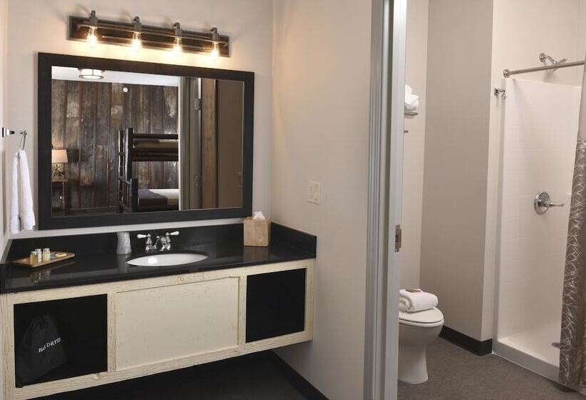 جناح عائلي, Stoney Creek Hotel Tulsa   Broken Arrow