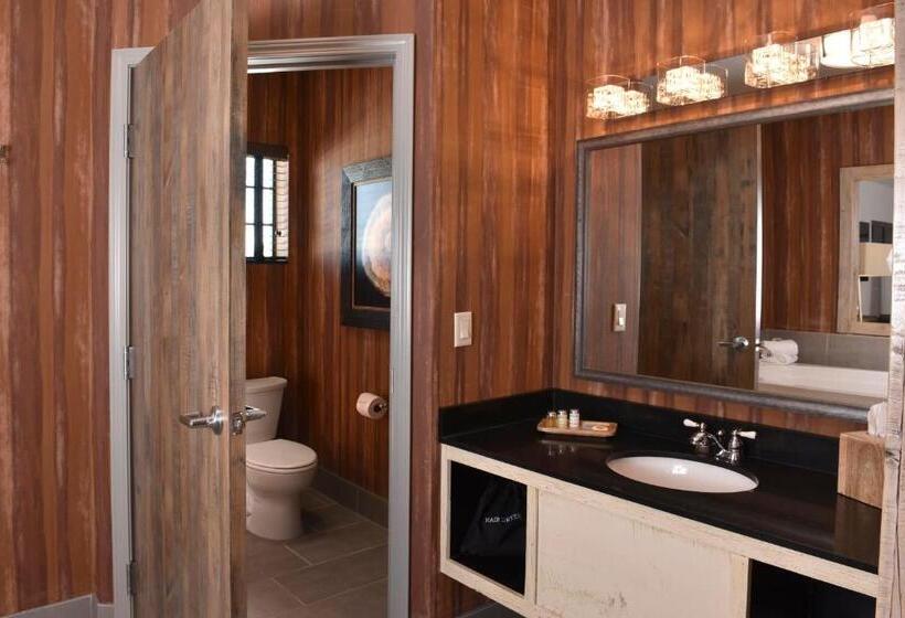 جناح سوبيريور, Stoney Creek Hotel Tulsa   Broken Arrow