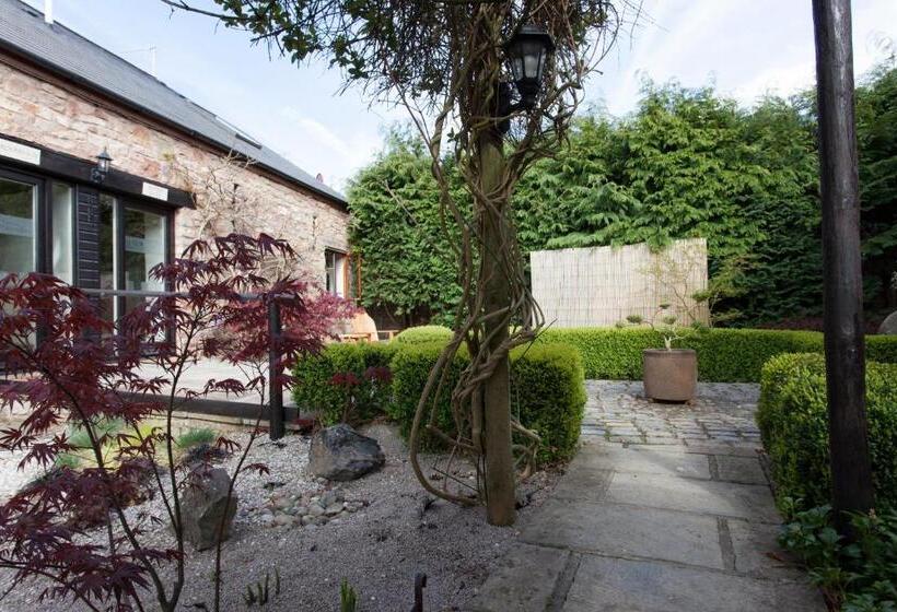 스탠다드 룸 가든 전망, Tudor Farmhouse