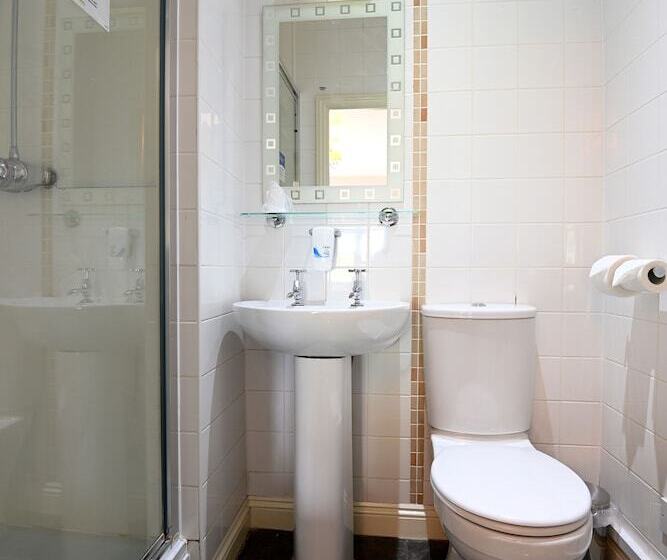 חדר משפחתי, Admiral's Table, Bridgwater By Marston's Inns