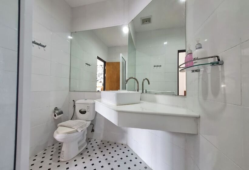 اتاق استاندارد سه نفره, Mar24 Koh Tao