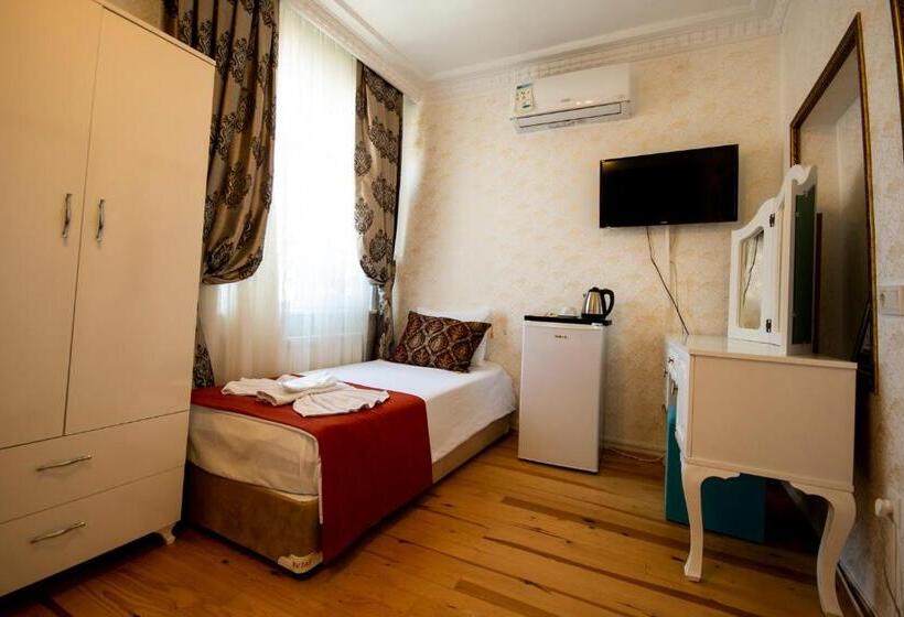 デラックスの４人部屋, Paris Garden Hotel Istanbul