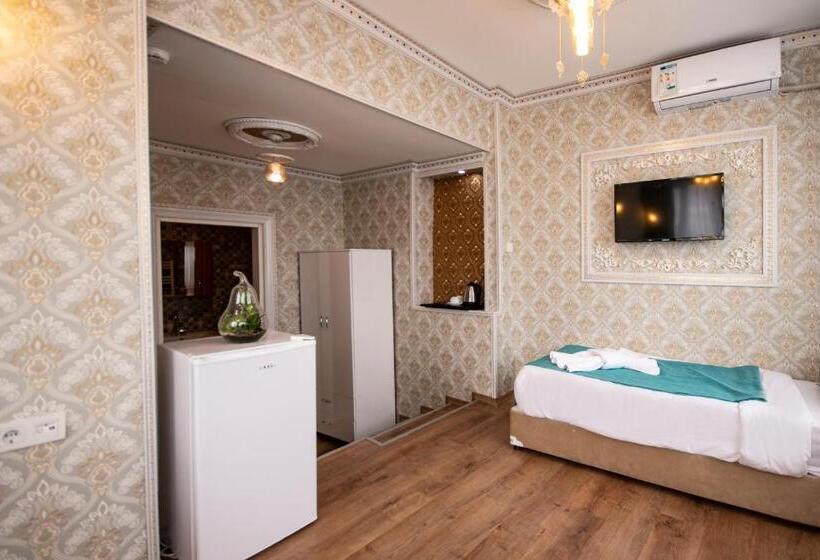 オーシャンビューのデラックストリプルルーム, Paris Garden Hotel Istanbul