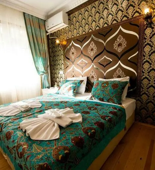 バルコニー付きスーペリアルーム, Paris Garden Hotel Istanbul