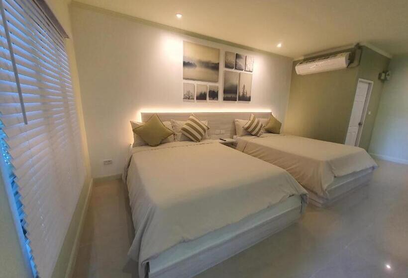 اتاق سوپریور چهار تخته, Aob Oun Homestay