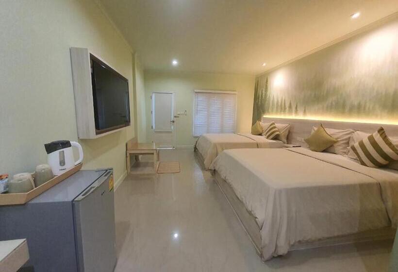 اتاق سوپریور چهار تخته, Aob Oun Homestay