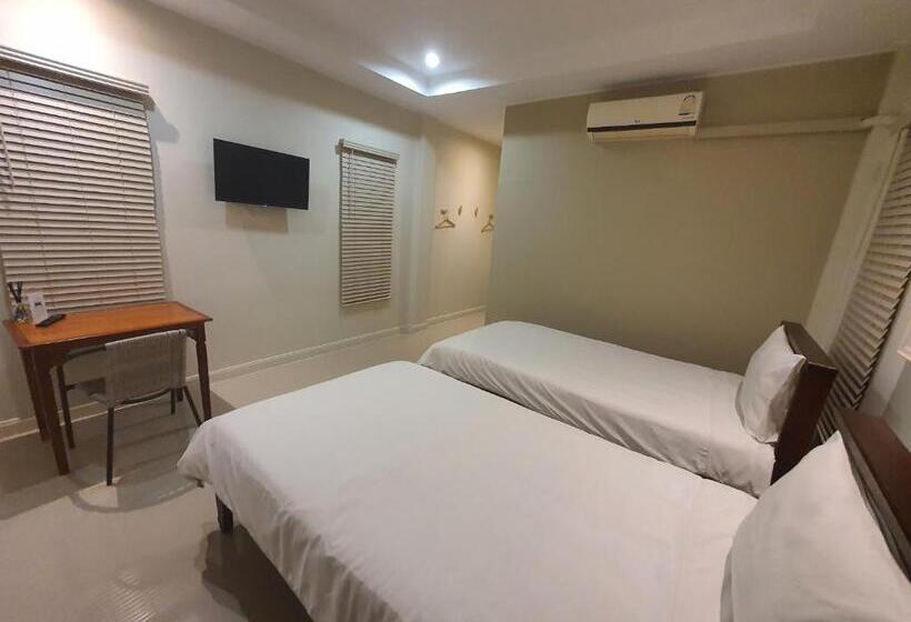 اتاق لوکس, Aob Oun Homestay