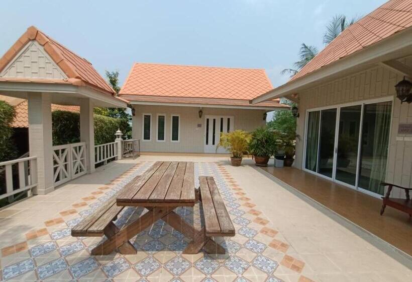 ویلای 2 خوابه, Aob Oun Homestay