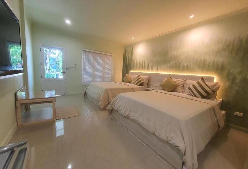 اتاق سوپریور چهار تخته, Aob Oun Homestay