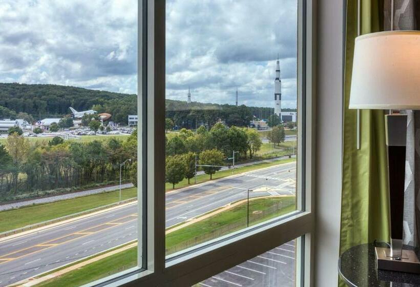 장애인을 위한 수피리어 룸, Drury Inn & Suites Huntsville Space & Rocket Center