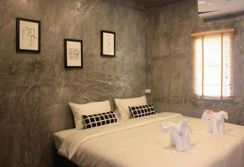 デラックスルーム, The Simple Koh Yao Noi